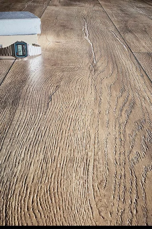 Laminatverlegung Referenz — hochwertige Materialien von Stylekonzept