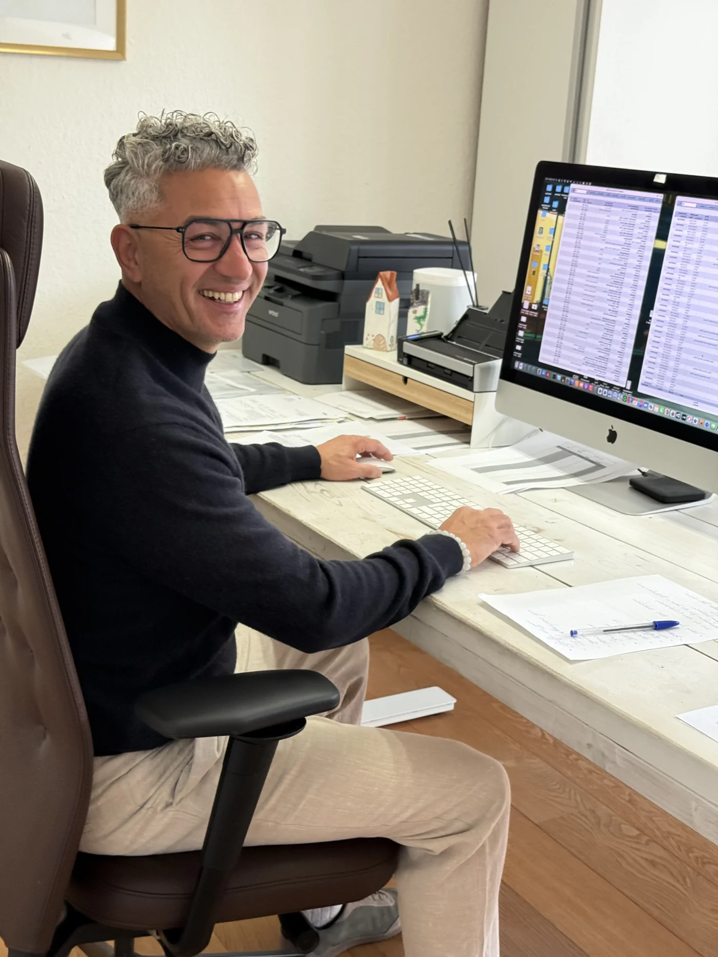 Persönliche Beratung am Arbeitsplatz — Zusammenarbeit und Planung bei Stylekonzept
